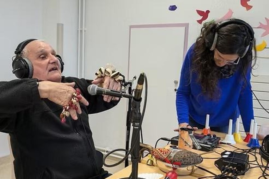 Le Bruit du Frigo "Le voyage radiophonique" avec D’aussi loin que je t’entends + D’une maison à une autre